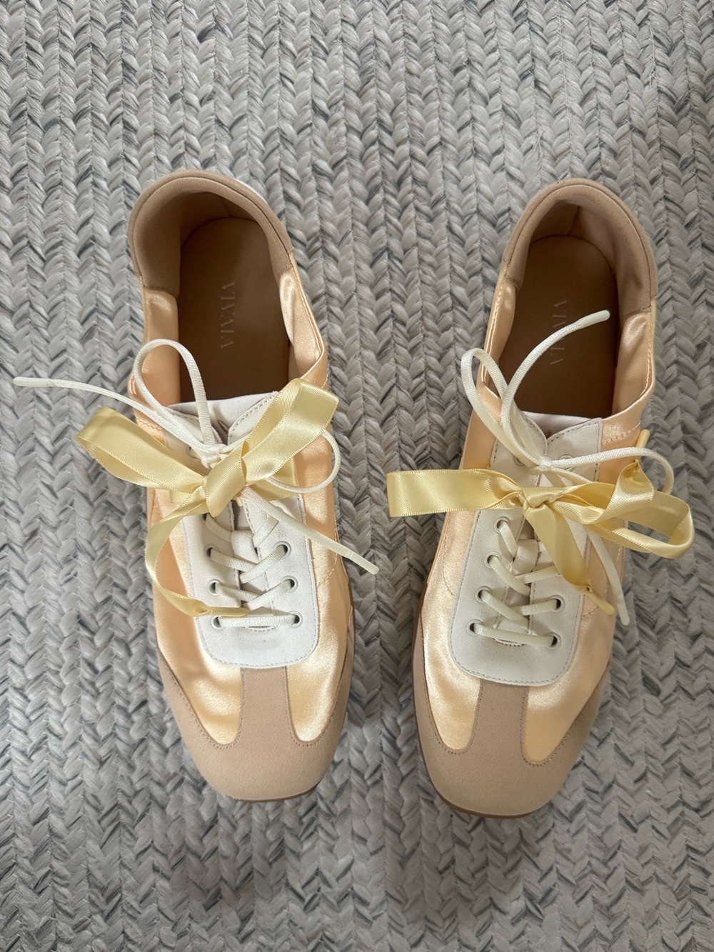 Vivaia Carol Butter Yellow Square-Toe Jogger Sneakerinas Size 39 Never Worn
